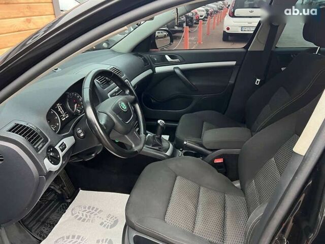 Шкода Октавия, объемом двигателя 1.8 л и пробегом 208 тыс. км за 6800 $, фото 8 на Automoto.ua