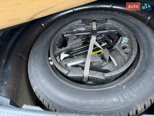 Шкода Октавія, об'ємом двигуна 1.6 л та пробігом 195 тис. км за 8499 $, фото 46 на Automoto.ua