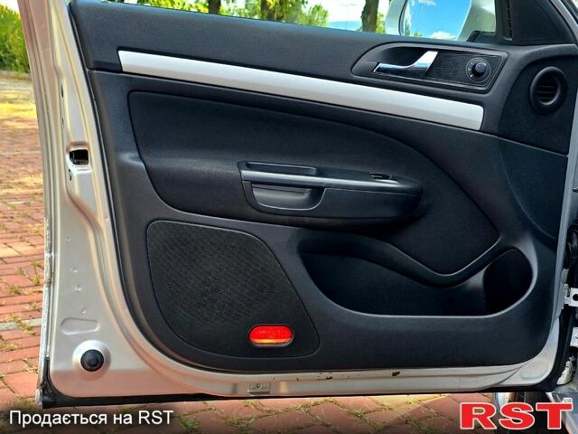Шкода Октавия, объемом двигателя 1.9 л и пробегом 180 тыс. км за 7200 $, фото 3 на Automoto.ua