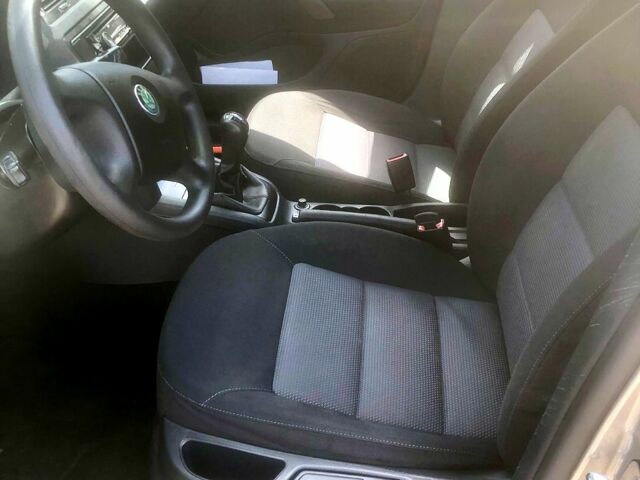 Шкода Октавия, объемом двигателя 1.6 л и пробегом 201 тыс. км за 6800 $, фото 6 на Automoto.ua