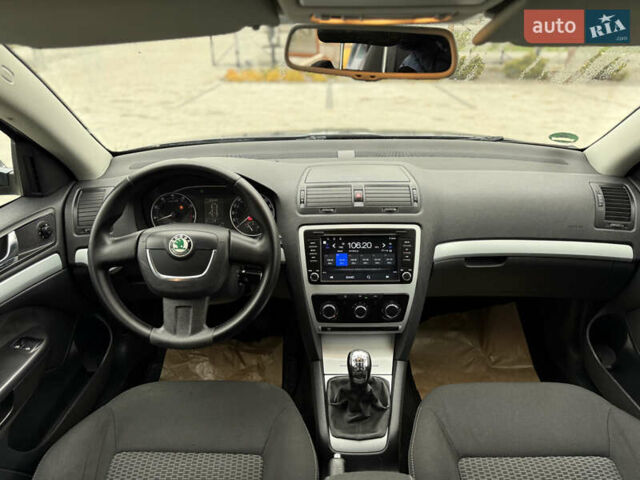 Шкода Октавія, об'ємом двигуна 1.4 л та пробігом 236 тис. км за 6950 $, фото 27 на Automoto.ua
