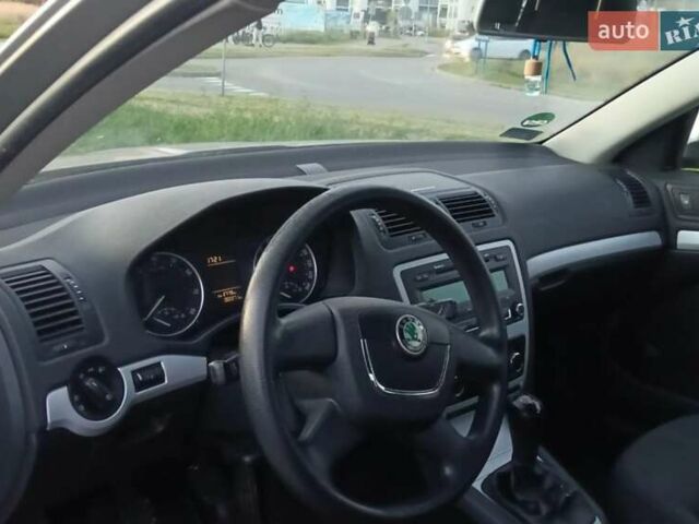 Шкода Октавія, об'ємом двигуна 0 л та пробігом 280 тис. км за 1900 $, фото 4 на Automoto.ua