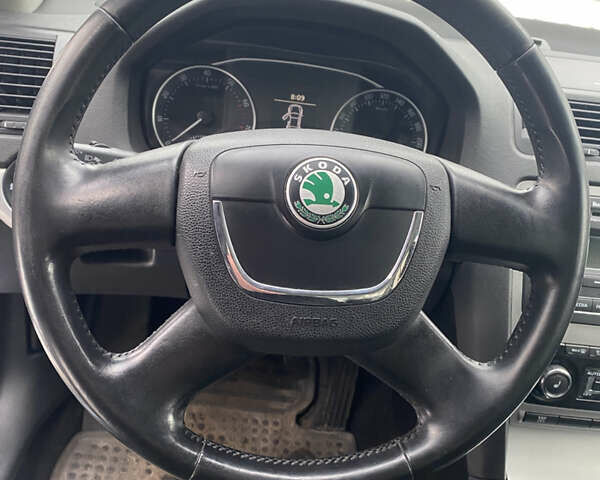 Шкода Октавія, об'ємом двигуна 1.6 л та пробігом 163 тис. км за 7800 $, фото 20 на Automoto.ua