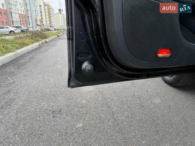 Шкода Октавія, об'ємом двигуна 1.6 л та пробігом 195 тис. км за 8499 $, фото 79 на Automoto.ua