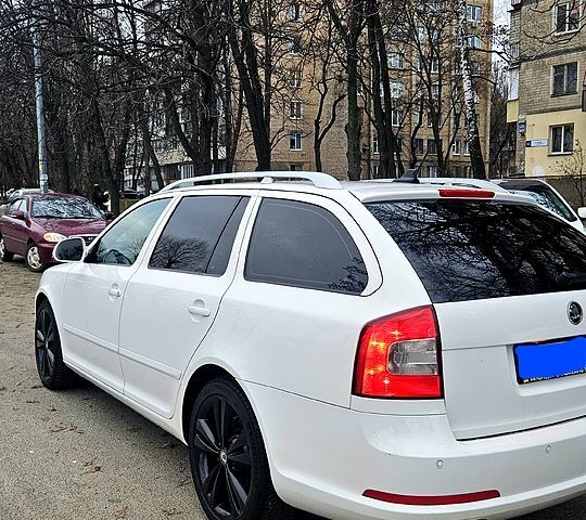 Шкода Октавия, объемом двигателя 20 л и пробегом 336 тыс. км за 9000 $, фото 3 на Automoto.ua