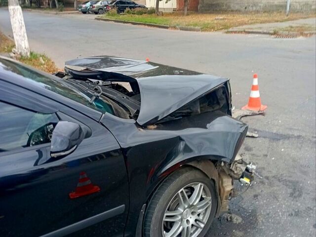 Шкода Октавія, об'ємом двигуна 1.6 л та пробігом 280 тис. км за 1600 $, фото 1 на Automoto.ua