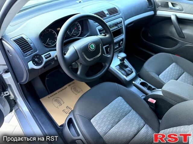 Шкода Октавия, объемом двигателя 1.6 л и пробегом 218 тыс. км за 9200 $, фото 5 на Automoto.ua