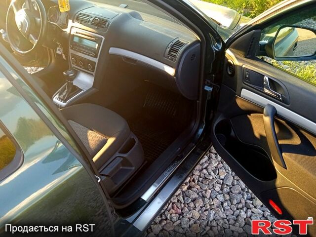 Шкода Октавія, об'ємом двигуна 1.6 л та пробігом 295 тис. км за 7400 $, фото 3 на Automoto.ua