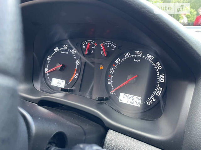 Шкода Октавия, объемом двигателя 1.6 л и пробегом 242 тыс. км за 4999 $, фото 51 на Automoto.ua