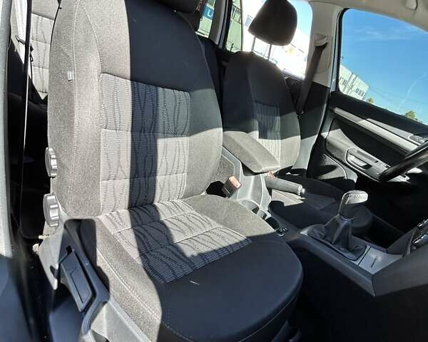 Шкода Октавія, об'ємом двигуна 1.6 л та пробігом 251 тис. км за 7500 $, фото 27 на Automoto.ua