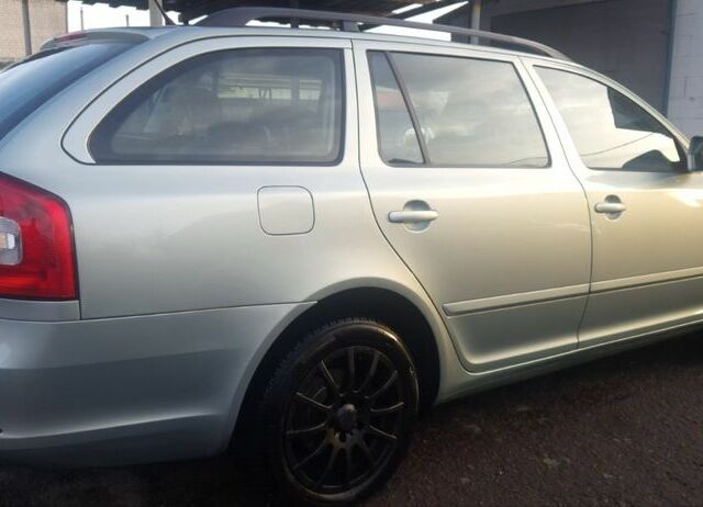 Шкода Октавия, объемом двигателя 1.6 л и пробегом 175 тыс. км за 8600 $, фото 6 на Automoto.ua