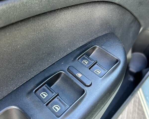 Шкода Октавія, об'ємом двигуна 1.6 л та пробігом 251 тис. км за 7500 $, фото 21 на Automoto.ua