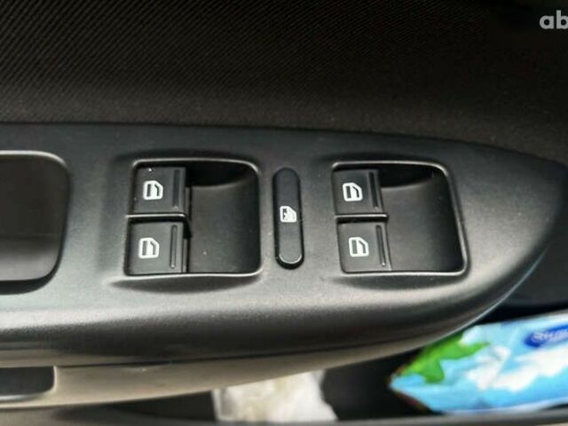 Шкода Октавія, об'ємом двигуна 1.8 л та пробігом 268 тис. км за 7800 $, фото 9 на Automoto.ua