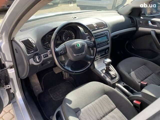 Шкода Октавия, объемом двигателя 1.8 л и пробегом 251 тыс. км за 8000 $, фото 10 на Automoto.ua