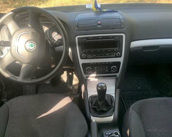 Шкода Октавия, объемом двигателя 1.6 л и пробегом 286 тыс. км за 7800 $, фото 4 на Automoto.ua
