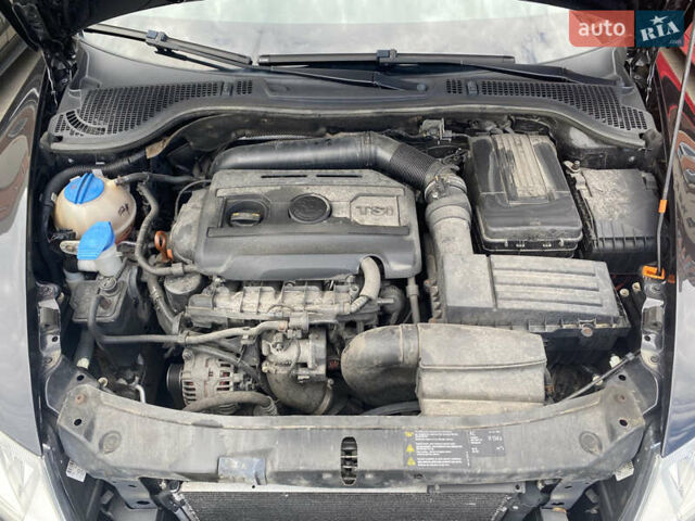 Шкода Октавія, об'ємом двигуна 1.8 л та пробігом 200 тис. км за 9000 $, фото 9 на Automoto.ua
