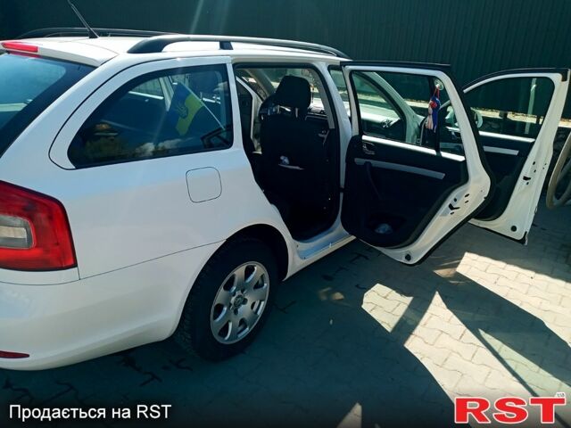 Шкода Октавия, объемом двигателя 2 л и пробегом 240 тыс. км за 8000 $, фото 5 на Automoto.ua