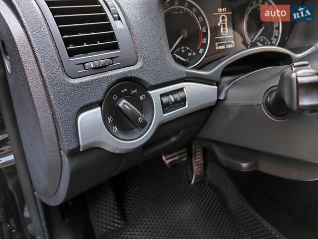 Шкода Октавия, объемом двигателя 1.97 л и пробегом 320 тыс. км за 11500 $, фото 17 на Automoto.ua