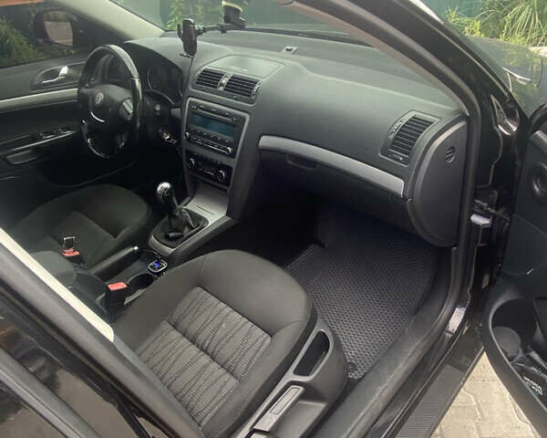 Шкода Октавія, об'ємом двигуна 1.8 л та пробігом 200 тис. км за 9000 $, фото 8 на Automoto.ua