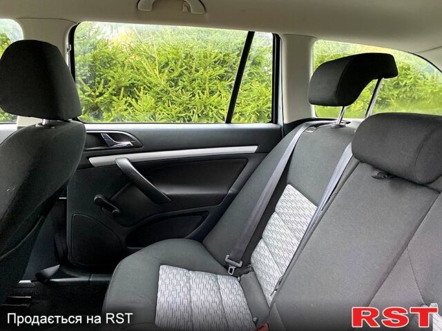 Шкода Октавия, объемом двигателя 1.4 л и пробегом 206 тыс. км за 7300 $, фото 10 на Automoto.ua