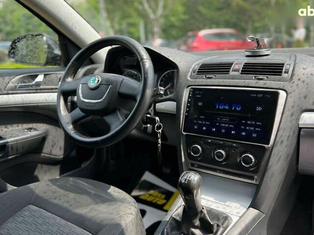 Шкода Октавия, объемом двигателя 1.6 л и пробегом 268 тыс. км за 8450 $, фото 9 на Automoto.ua