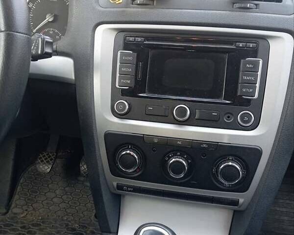 Шкода Октавия, объемом двигателя 1.9 л и пробегом 270 тыс. км за 8500 $, фото 5 на Automoto.ua