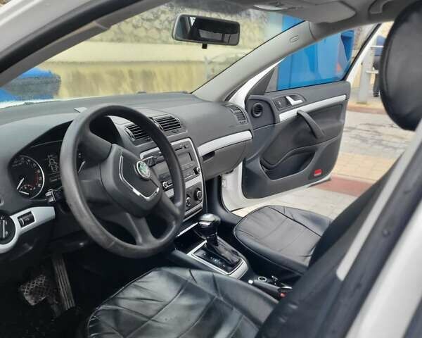 Шкода Октавия, объемом двигателя 1.6 л и пробегом 328 тыс. км за 6800 $, фото 12 на Automoto.ua