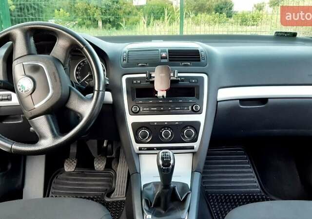 Шкода Октавия, объемом двигателя 0 л и пробегом 217 тыс. км за 7000 $, фото 3 на Automoto.ua