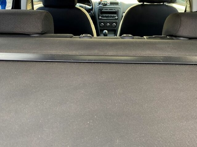 Шкода Октавия, объемом двигателя 1.6 л и пробегом 275 тыс. км за 7300 $, фото 9 на Automoto.ua