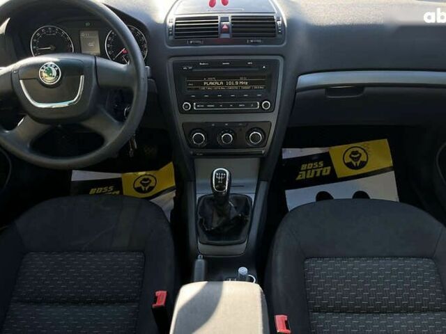 Шкода Октавия, объемом двигателя 1.9 л и пробегом 302 тыс. км за 7400 $, фото 16 на Automoto.ua