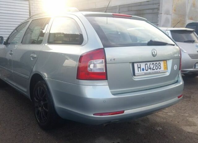 Шкода Октавия, объемом двигателя 1.6 л и пробегом 175 тыс. км за 8600 $, фото 7 на Automoto.ua