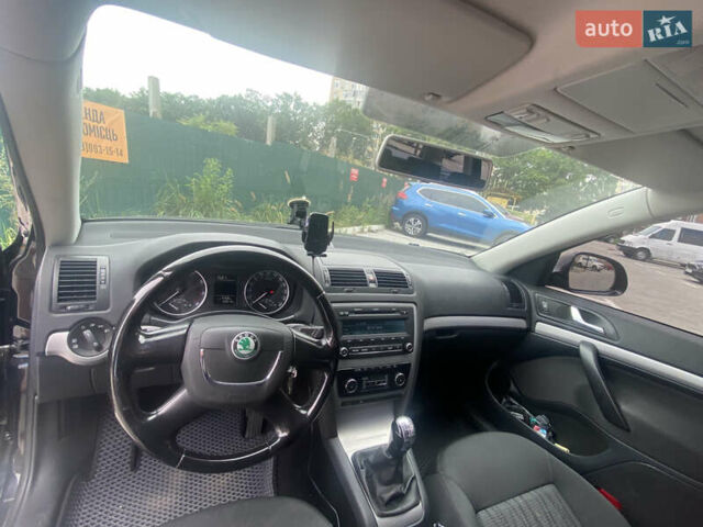 Шкода Октавія, об'ємом двигуна 1.8 л та пробігом 200 тис. км за 9000 $, фото 4 на Automoto.ua