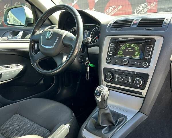 Шкода Октавія, об'ємом двигуна 1.6 л та пробігом 251 тис. км за 7500 $, фото 28 на Automoto.ua