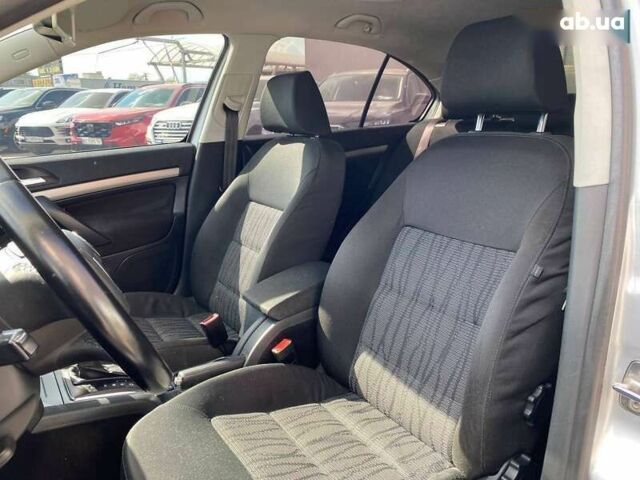 Шкода Октавия, объемом двигателя 1.8 л и пробегом 251 тыс. км за 8000 $, фото 19 на Automoto.ua