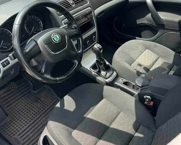 Шкода Октавія, об'ємом двигуна 1.6 л та пробігом 194 тис. км за 7200 $, фото 16 на Automoto.ua