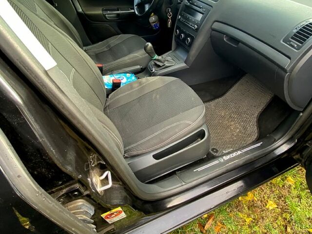 Шкода Октавия, объемом двигателя 1.6 л и пробегом 275 тыс. км за 7300 $, фото 12 на Automoto.ua