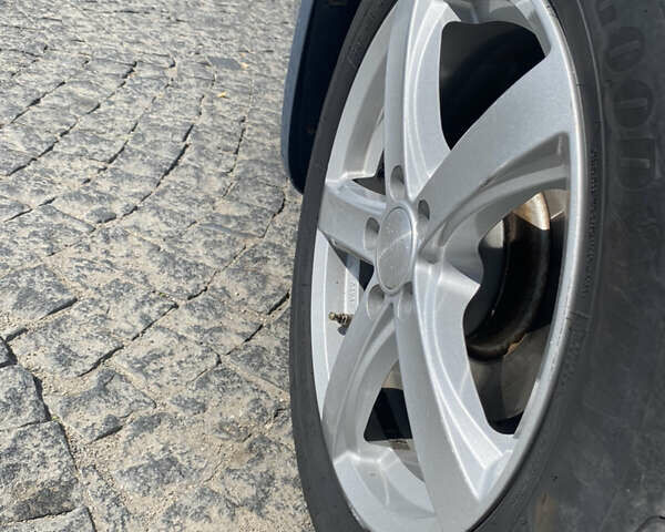 Шкода Октавия, объемом двигателя 1.6 л и пробегом 268 тыс. км за 7700 $, фото 9 на Automoto.ua