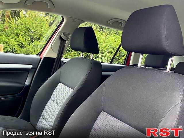 Шкода Октавия 2010 в Вознесенске на Automoto.ua Шкода Октавия, объемом двигателя 1.6 л и пробегом 171 тыс. км за 7900 $, фото 7 на Automoto.ua