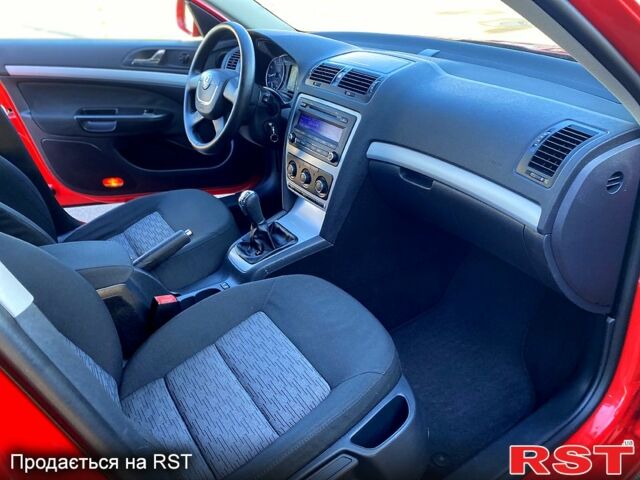 Шкода Октавия, объемом двигателя 16 л и пробегом 183 тыс. км за 7400 $, фото 10 на Automoto.ua