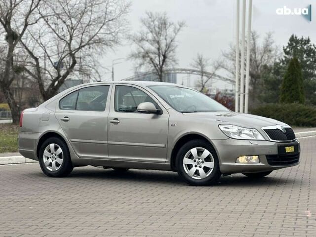 Шкода Октавия, объемом двигателя 1.8 л и пробегом 231 тыс. км за 9350 $, фото 7 на Automoto.ua