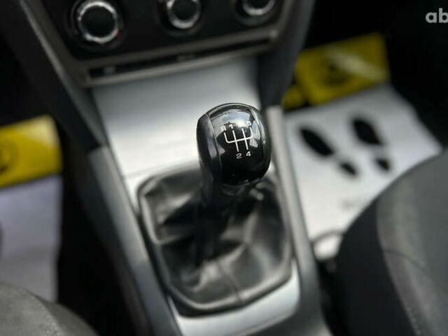Шкода Октавия, объемом двигателя 1.6 л и пробегом 268 тыс. км за 8450 $, фото 15 на Automoto.ua