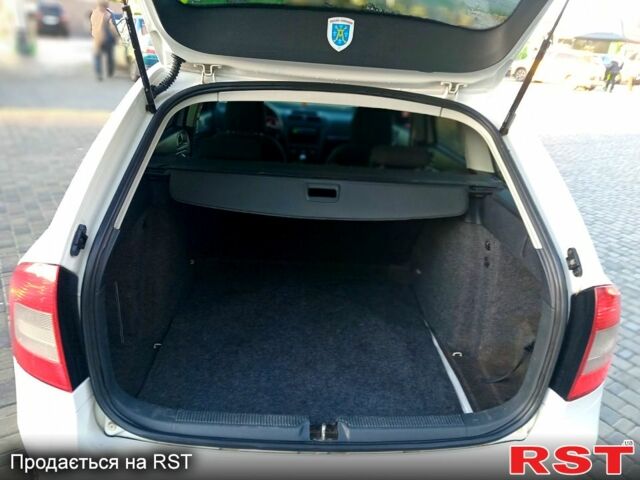 Шкода Октавия, объемом двигателя 16 л и пробегом 227 тыс. км за 7500 $, фото 8 на Automoto.ua