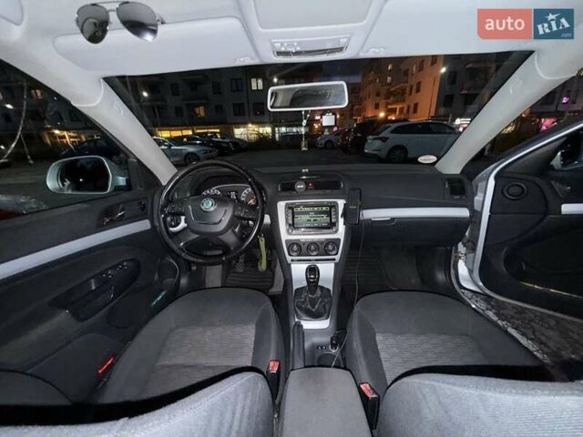 Шкода Октавия, объемом двигателя 1.6 л и пробегом 265 тыс. км за 8200 $, фото 8 на Automoto.ua