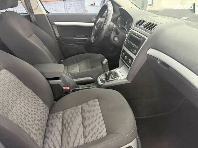 Шкода Октавія, об'ємом двигуна 0 л та пробігом 226 тис. км за 7690 $, фото 23 на Automoto.ua