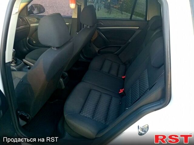 Шкода Октавия, объемом двигателя 16 л и пробегом 227 тыс. км за 7500 $, фото 7 на Automoto.ua