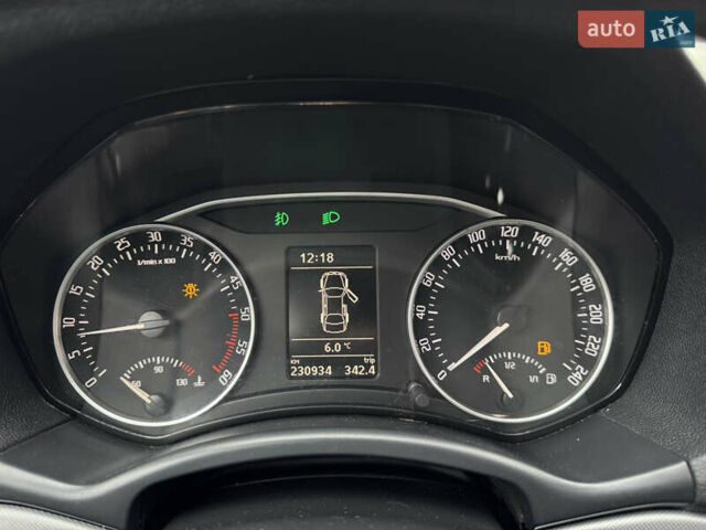 Шкода Октавия, объемом двигателя 1.6 л и пробегом 230 тыс. км за 7000 $, фото 23 на Automoto.ua