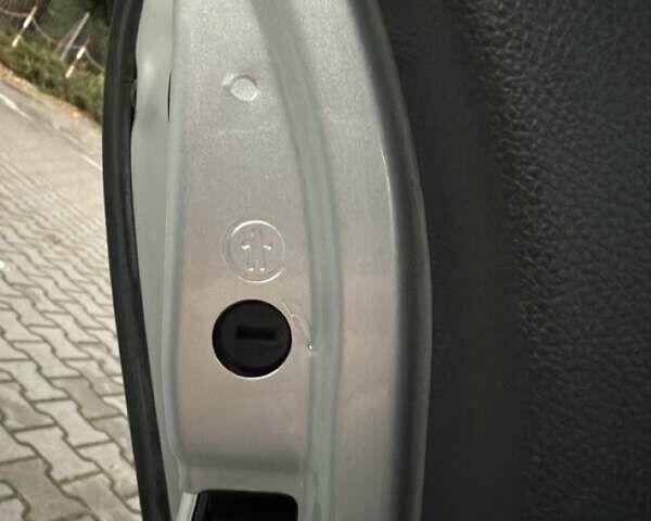 Шкода Октавия, объемом двигателя 1.6 л и пробегом 265 тыс. км за 8200 $, фото 16 на Automoto.ua