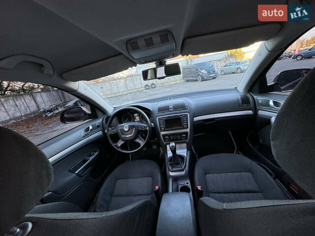 Шкода Октавия, объемом двигателя 1.6 л и пробегом 280 тыс. км за 8100 $, фото 9 на Automoto.ua