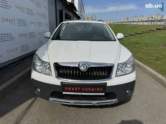 Шкода Октавія, об'ємом двигуна 2 л та пробігом 184 тис. км за 11950 $, фото 6 на Automoto.ua