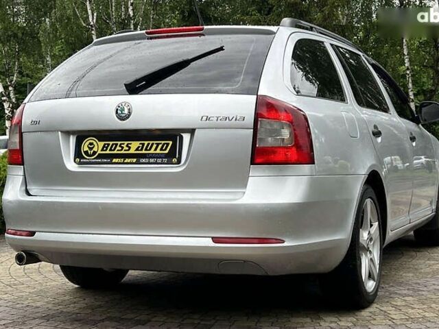 Шкода Октавия, объемом двигателя 1.6 л и пробегом 359 тыс. км за 8350 $, фото 6 на Automoto.ua